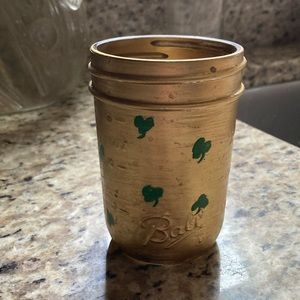 St Patrick’s say mason jar tiered tray decor
